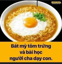 Bát mỳ tôm và trứng