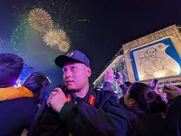 Gác cho dân vui Xuân