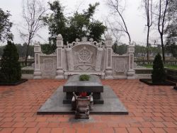 Mộ Cụ Nguyễn Du