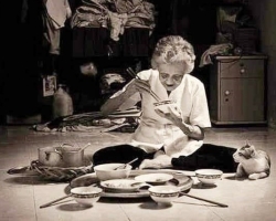 TUỔI GIÀ - MỘT NGƯỜI BẠN ĐỜI